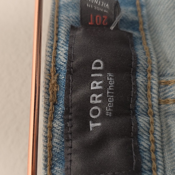 Torrid Light Blue Distressed Jeans 20 - Picture 3 of 8